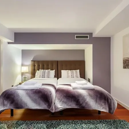 Apartment 3bedroom Duplex With Balcony In Plaza Cataluna