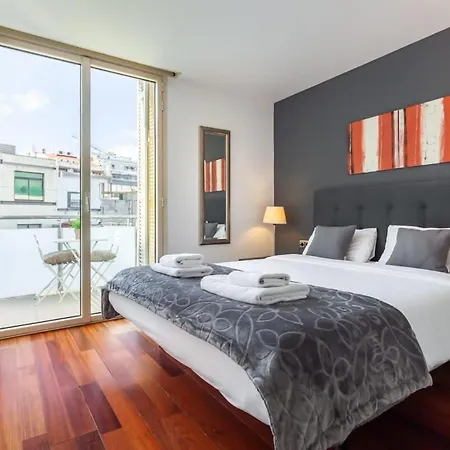 The Collection - 3bedroom Duplex With Balcony In Plaza Cataluna