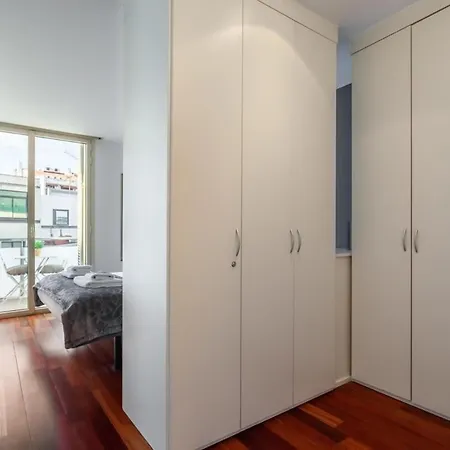 Apartamento 3bedroom Duplex With Balcony In Plaza Cataluna Barcelona