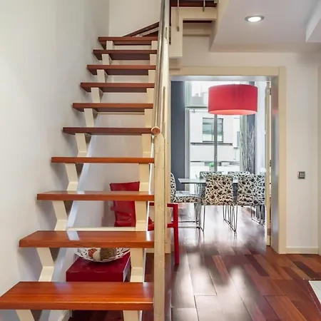 3bedroom Duplex With Balcony In Plaza Cataluna Апартаменты *